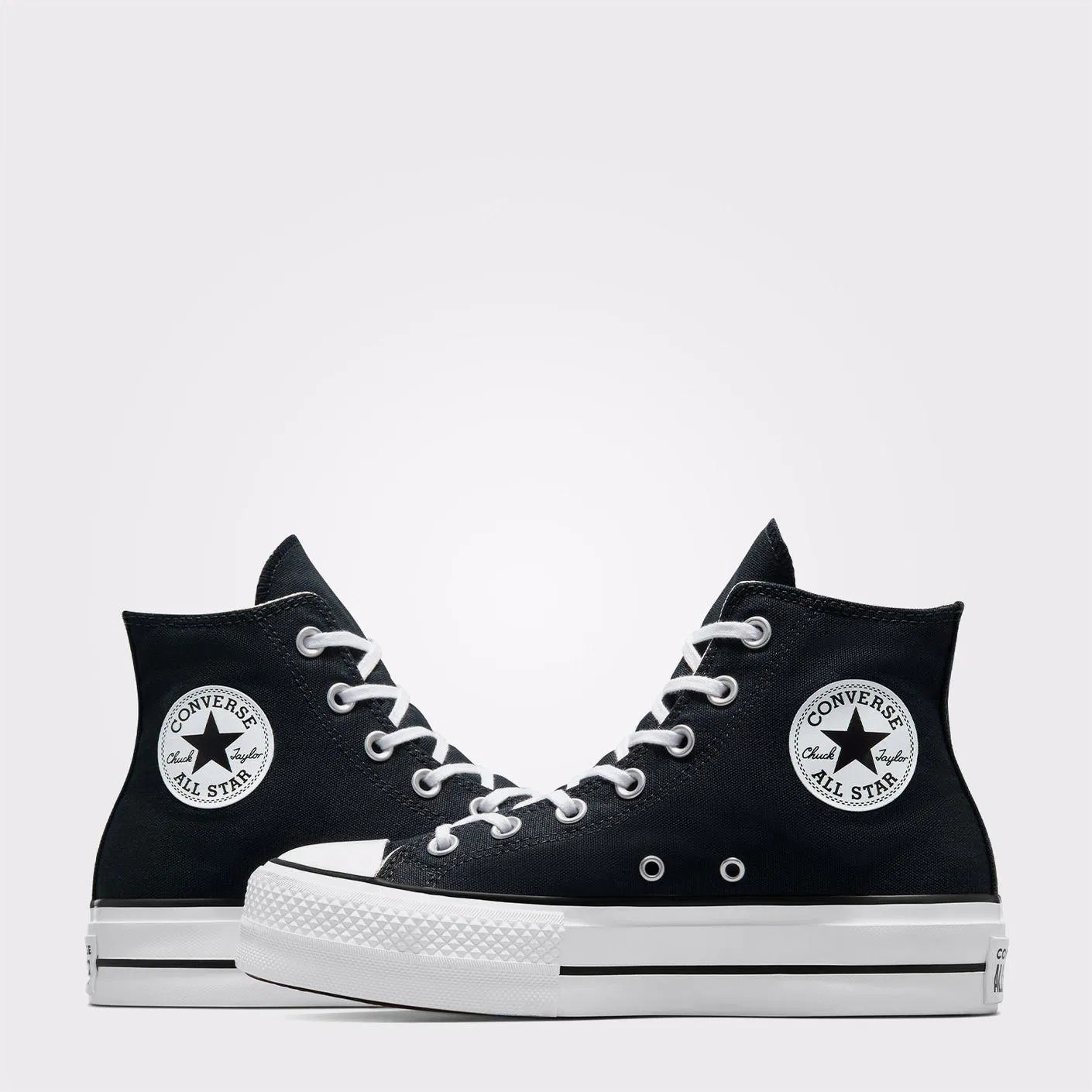 Converse Kadın Ayakkabı 560845C Black/Egret/Unıversıty Red